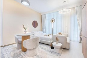Upgraded Home with with Canal View by Missoni